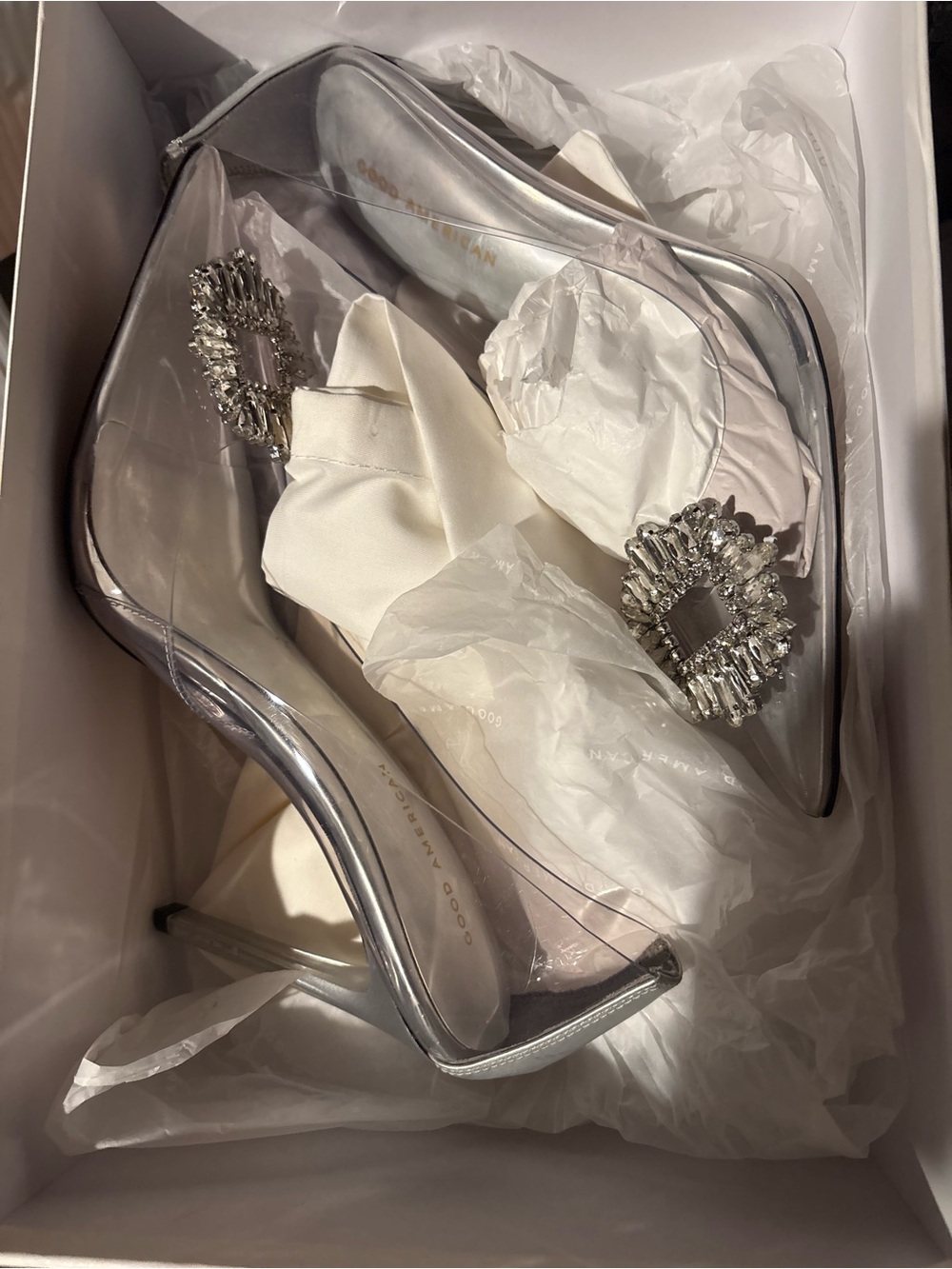 Good American Silver Clear Crystal Buckle Stiletto Pumps